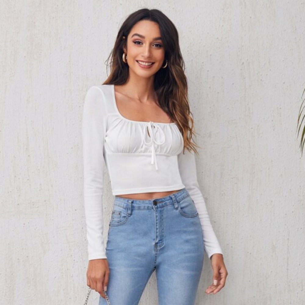 Brand new white long sleeve tie crop